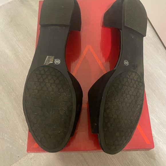 Chinese Laundry Black Open Toe Flat - Picture 5 of 7